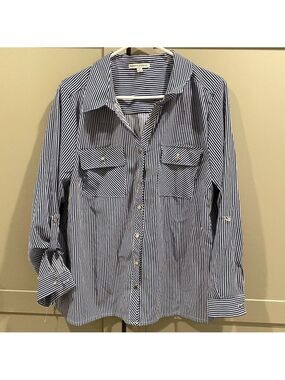 Blue and white striped notations shirt. Size xl. Button down.